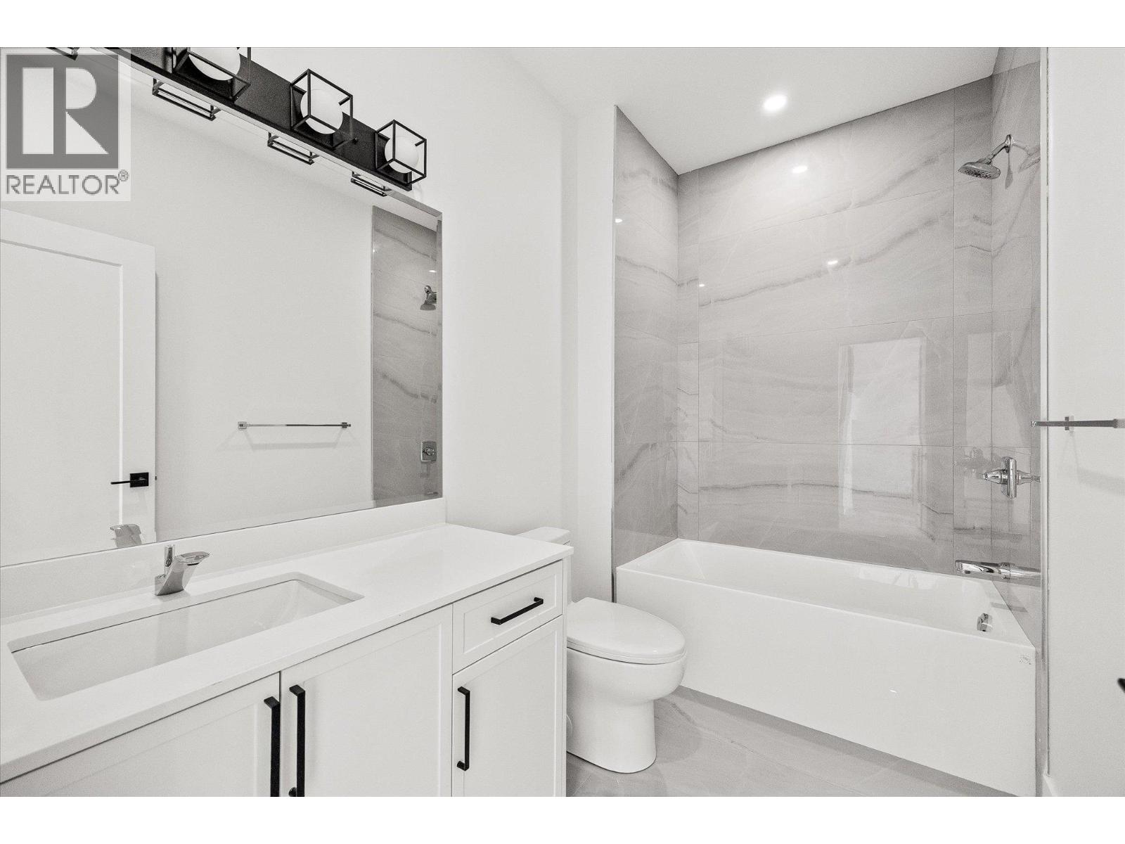 8916 Tavistock Road, Vernon, British Columbia  V1H 2L4 - Photo 42 - 10372407