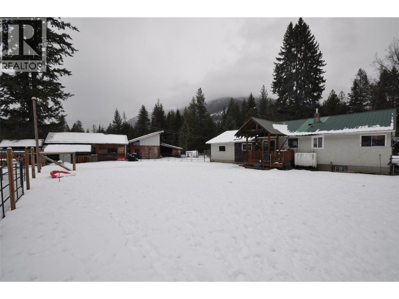4085 Passmore Upper Road, Winlaw, British Columbia  V0G 2J0 - Photo 2 - 10372446