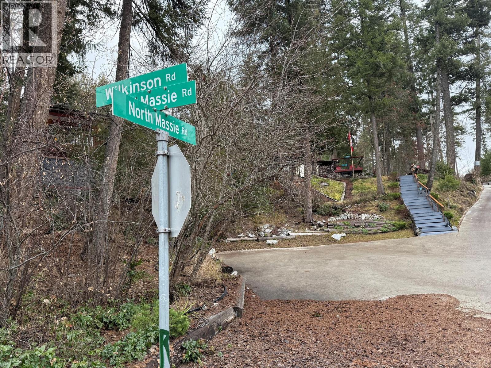 39 Wilkenson Road, Christina Lake, British Columbia  V0H 1E2 - Photo 44 - 10372442