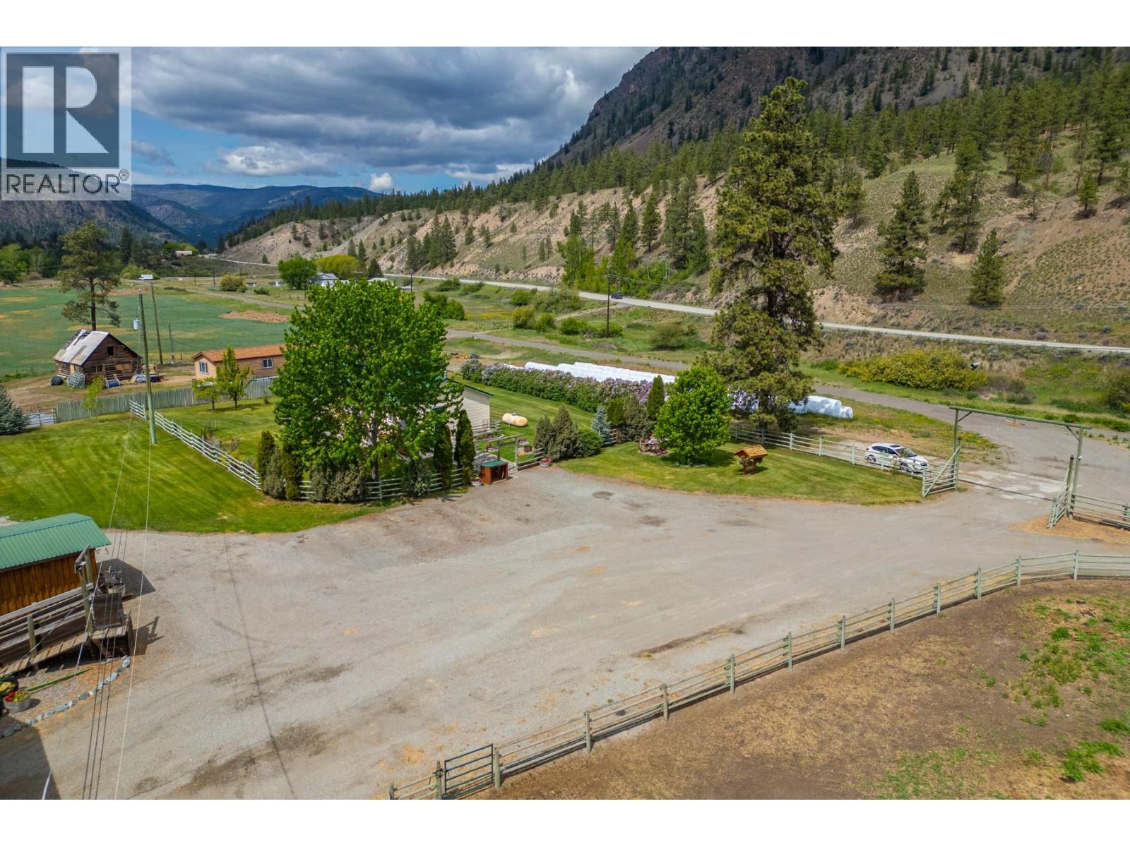 2225 Hazelhurst Road, Merritt, British Columbia  V1K 1N7 - Photo 13 - 10372455