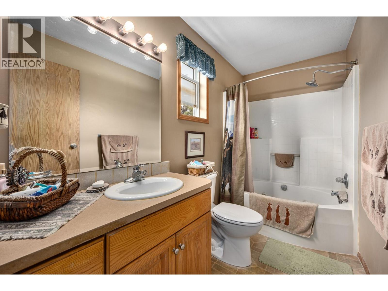 2225 Hazelhurst Road, Merritt, British Columbia  V1K 1N7 - Photo 29 - 10372455