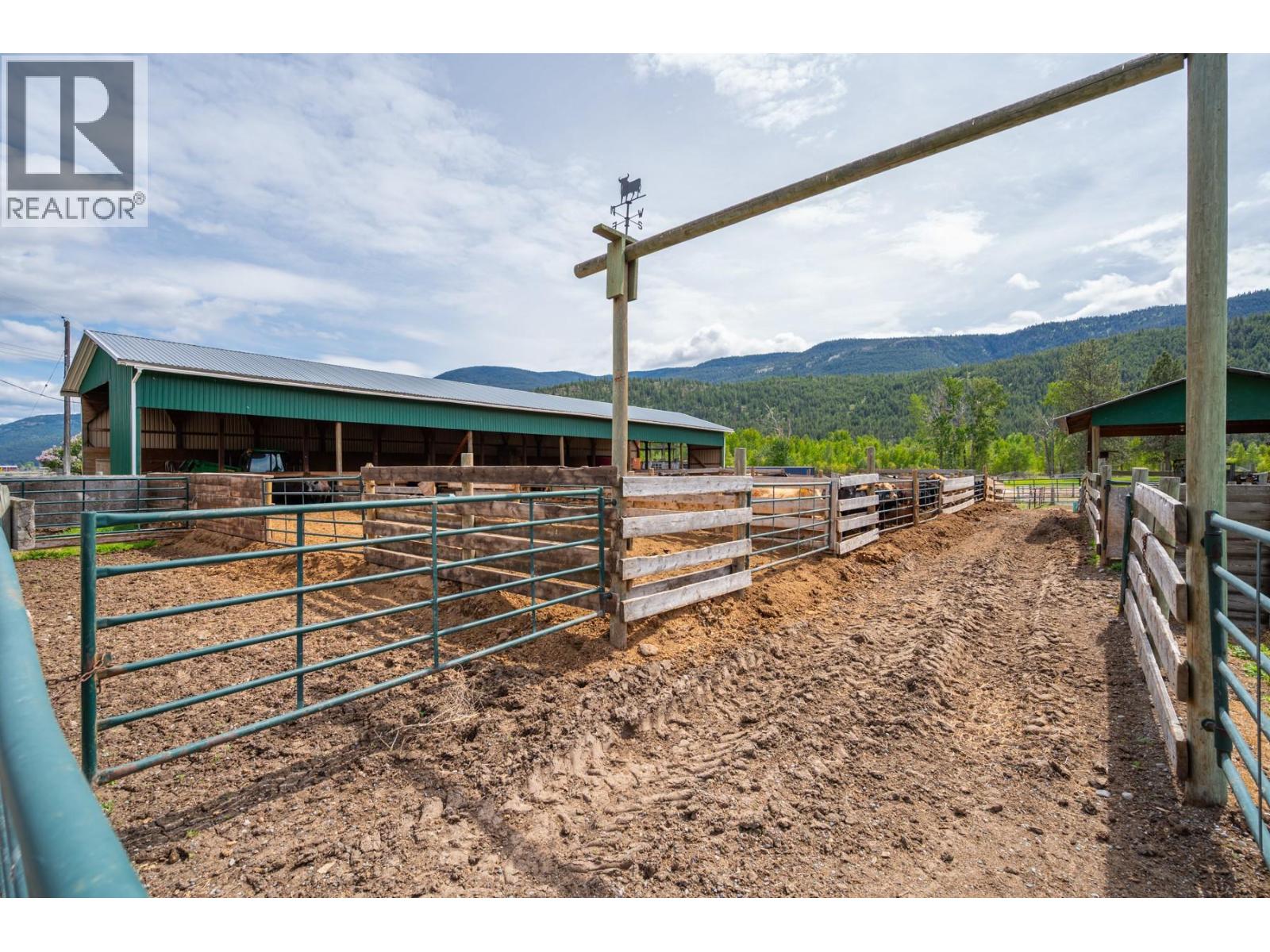2225 Hazelhurst Road, Merritt, British Columbia  V1K 1N7 - Photo 58 - 10372455