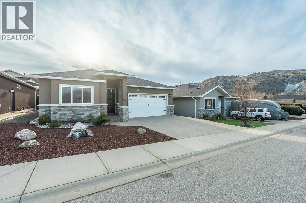 367 Chardonnay Avenue, Oliver, British Columbia  V0H 1T4 - Photo 3 - 10372369