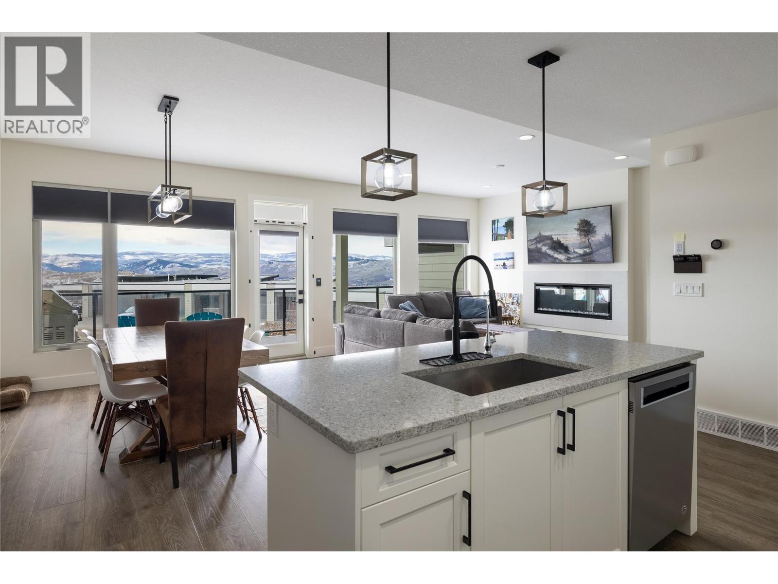 1000 Mt. Robson Place Unit# 18, Vernon, British Columbia  V1B 4G2 - Photo 8 - 10372464