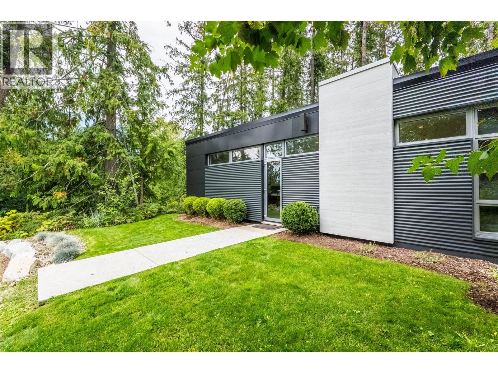 183-191 Kootenay Lake Road, Procter, British Columbia  V1L 0B6 - Photo 5 - 10359768