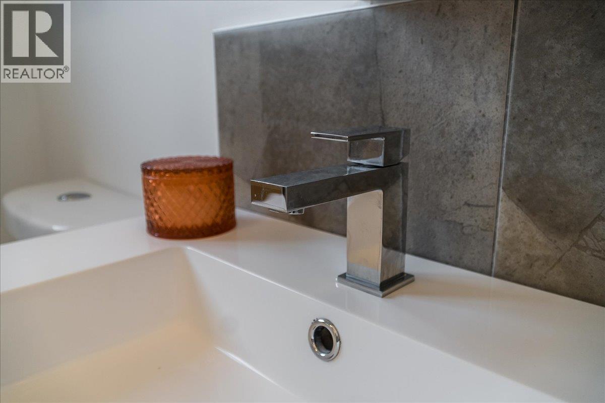 407 Willow Drive, Warfield, British Columbia  V1R 2M9 - Photo 43 - 10372356