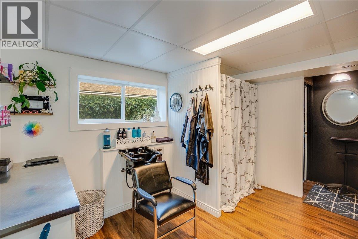407 Willow Drive, Warfield, British Columbia  V1R 2M9 - Photo 54 - 10372356