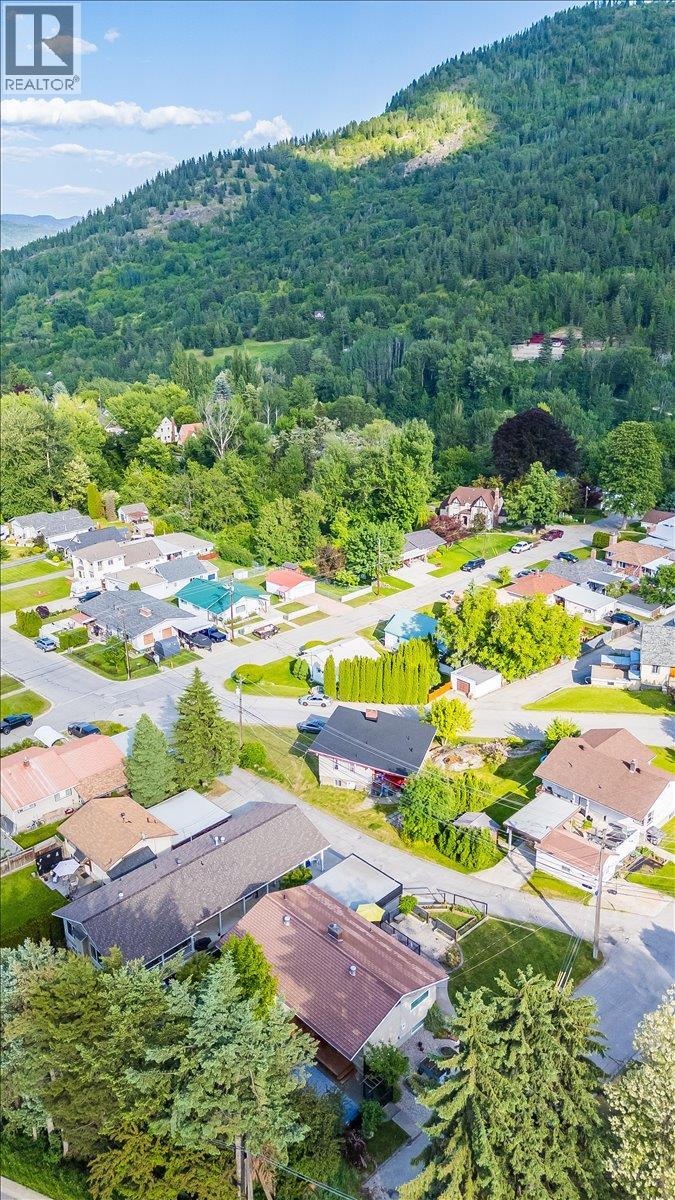 407 Willow Drive, Warfield, British Columbia  V1R 2M9 - Photo 73 - 10372356