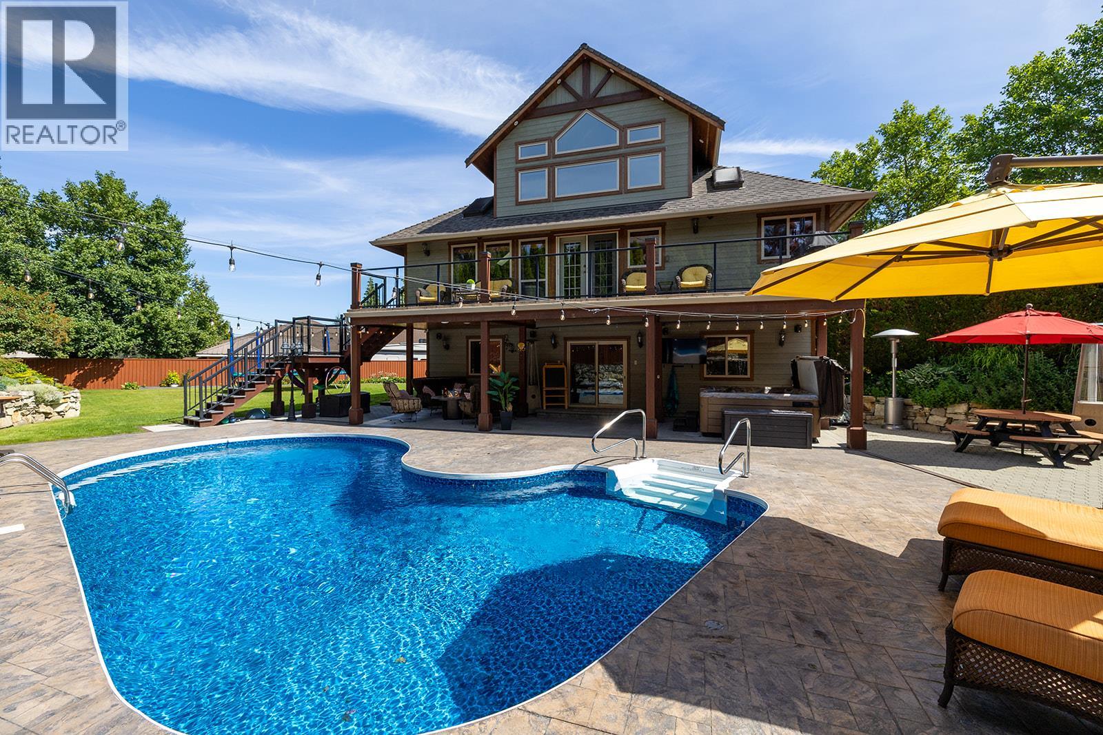 1682 Larkridge Court, kelowna, British Columbia