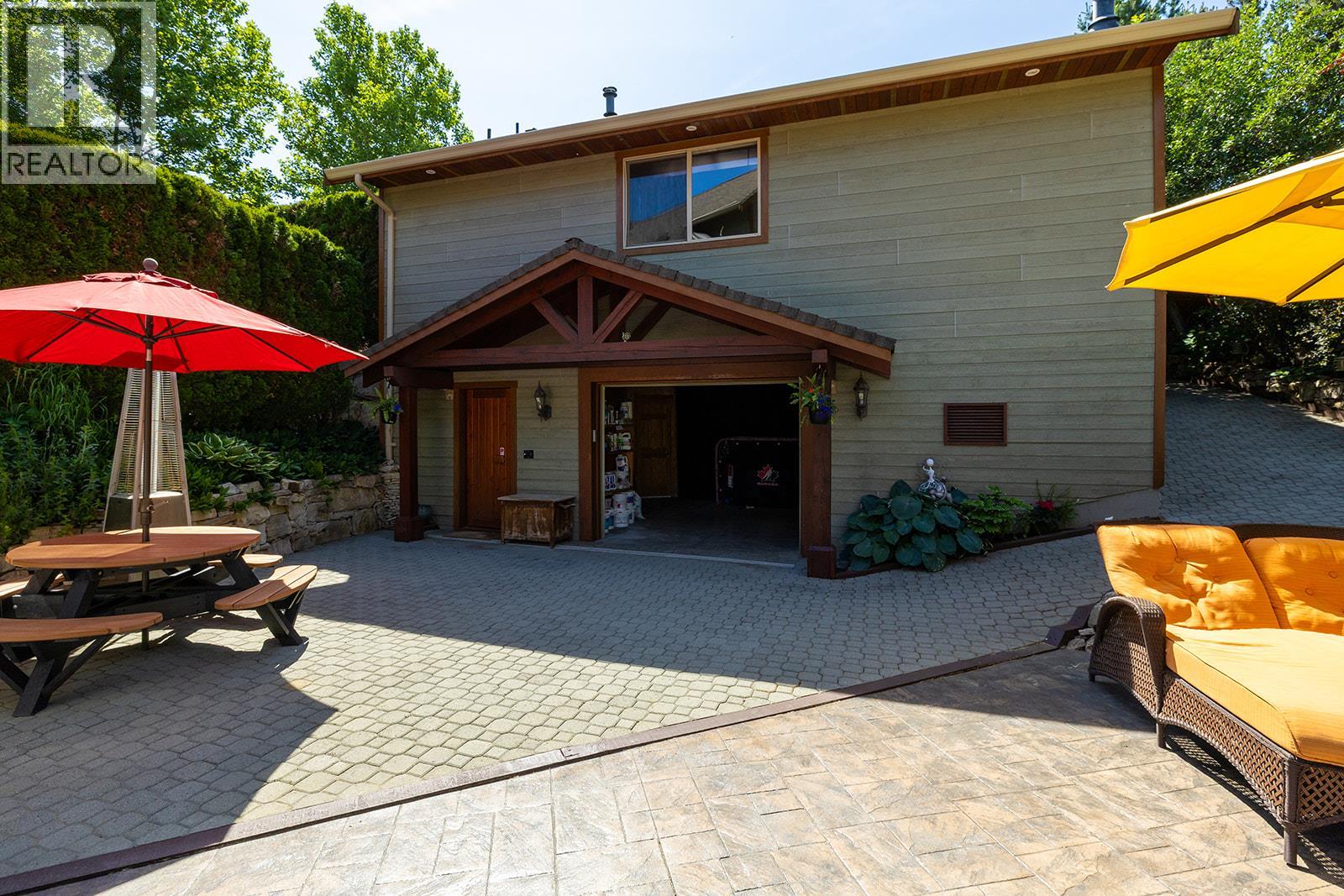 1682 Larkridge Court, Kelowna, British Columbia  V1W 4N5 - Photo 48 - 10372343