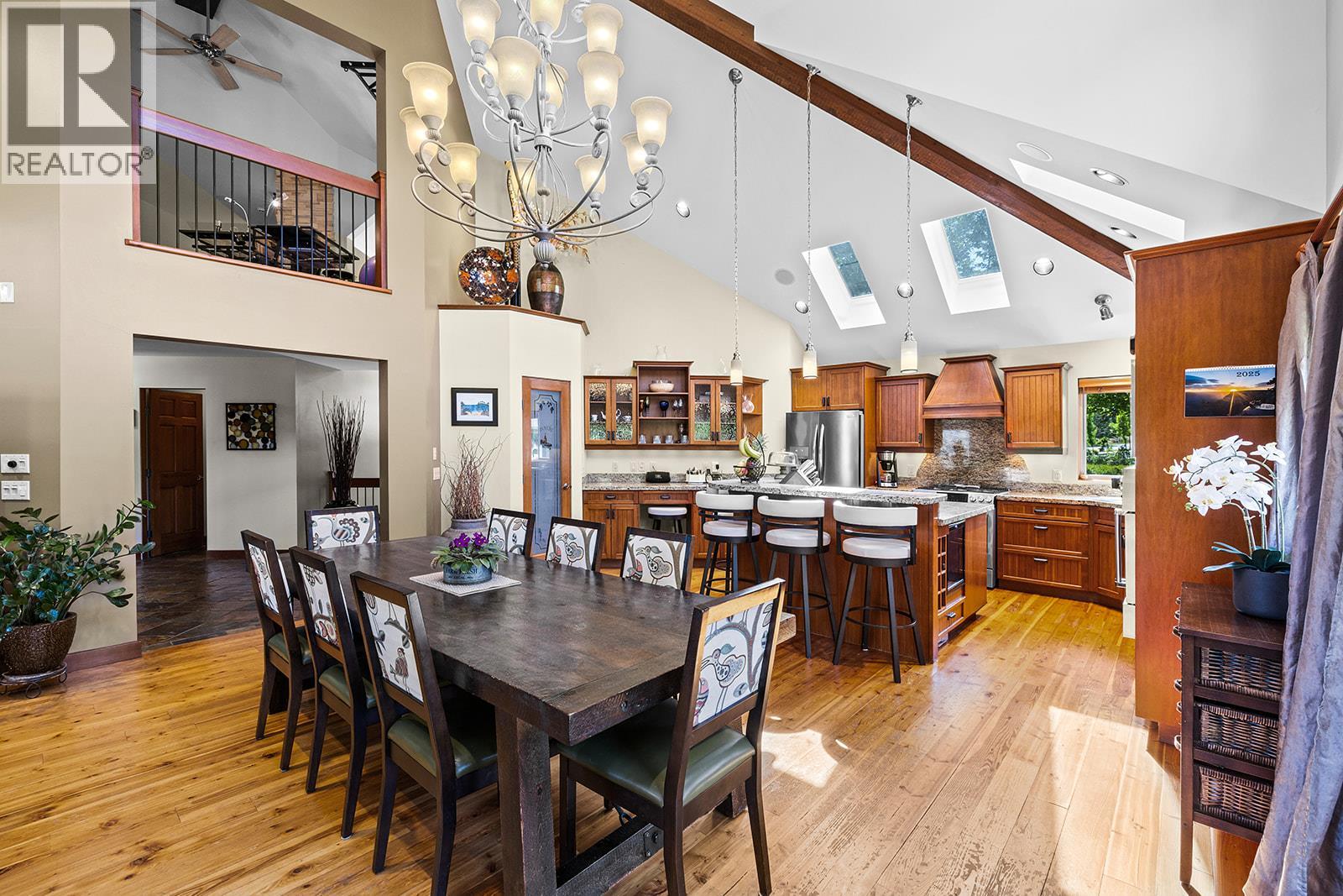 1682 Larkridge Court, Kelowna, British Columbia  V1W 4N5 - Photo 6 - 10372343