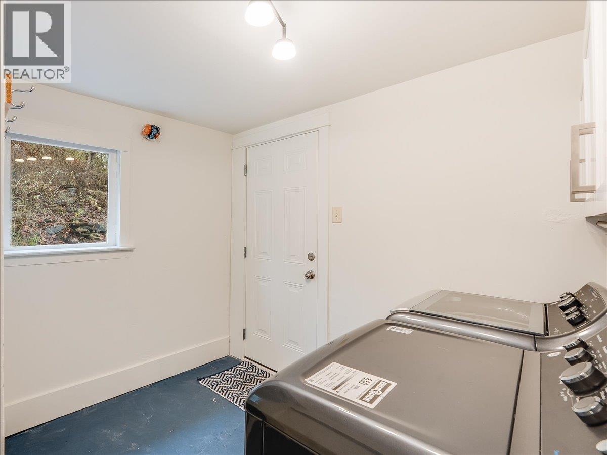 16 View Street, Nelson, British Columbia  V1L 2V2 - Photo 20 - 10371623