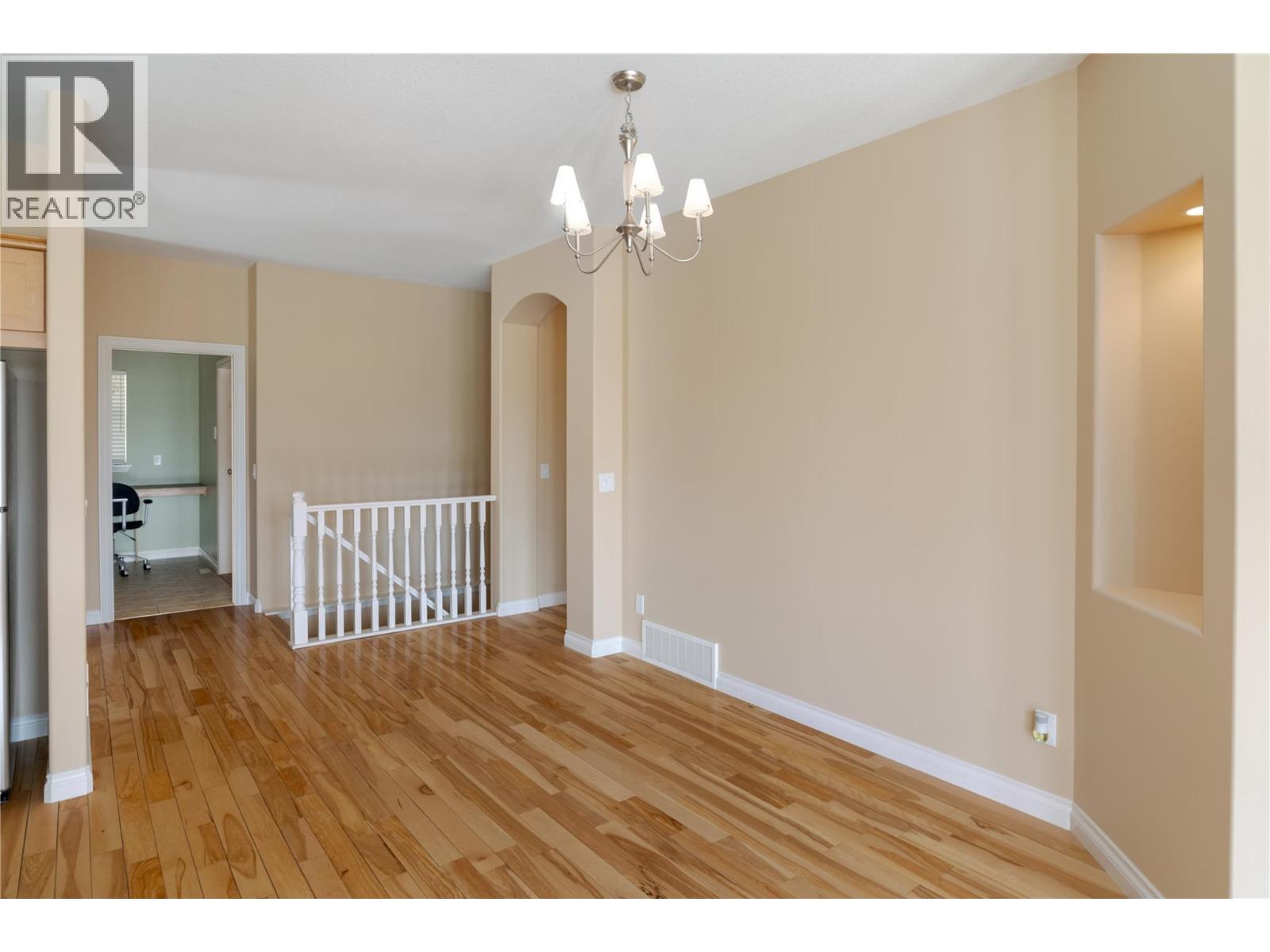 371 Mccarren Avenue, Kelowna, British Columbia  V1W 4W3 - Photo 13 - 10371615
