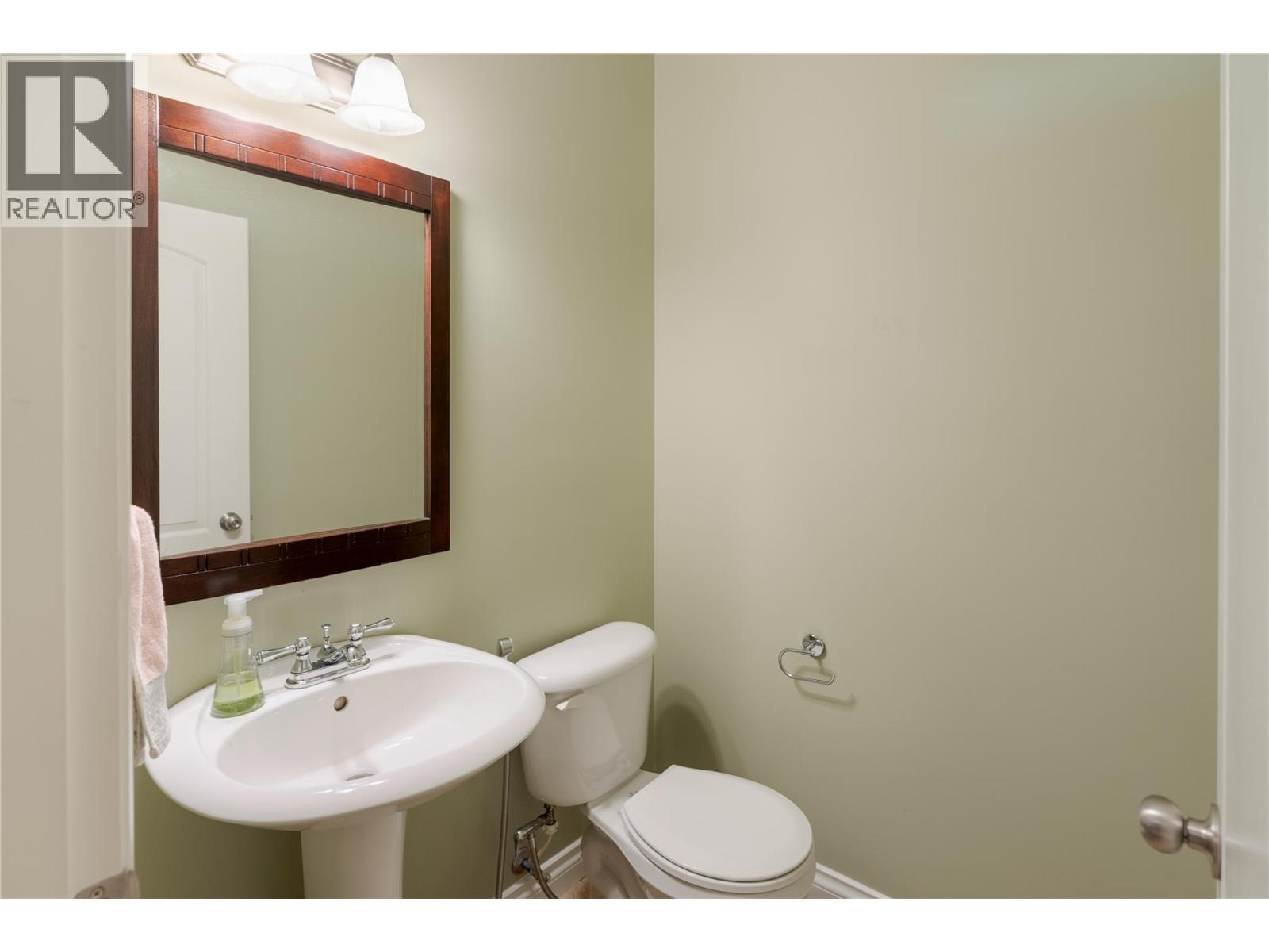 371 Mccarren Avenue, Kelowna, British Columbia  V1W 4W3 - Photo 30 - 10371615