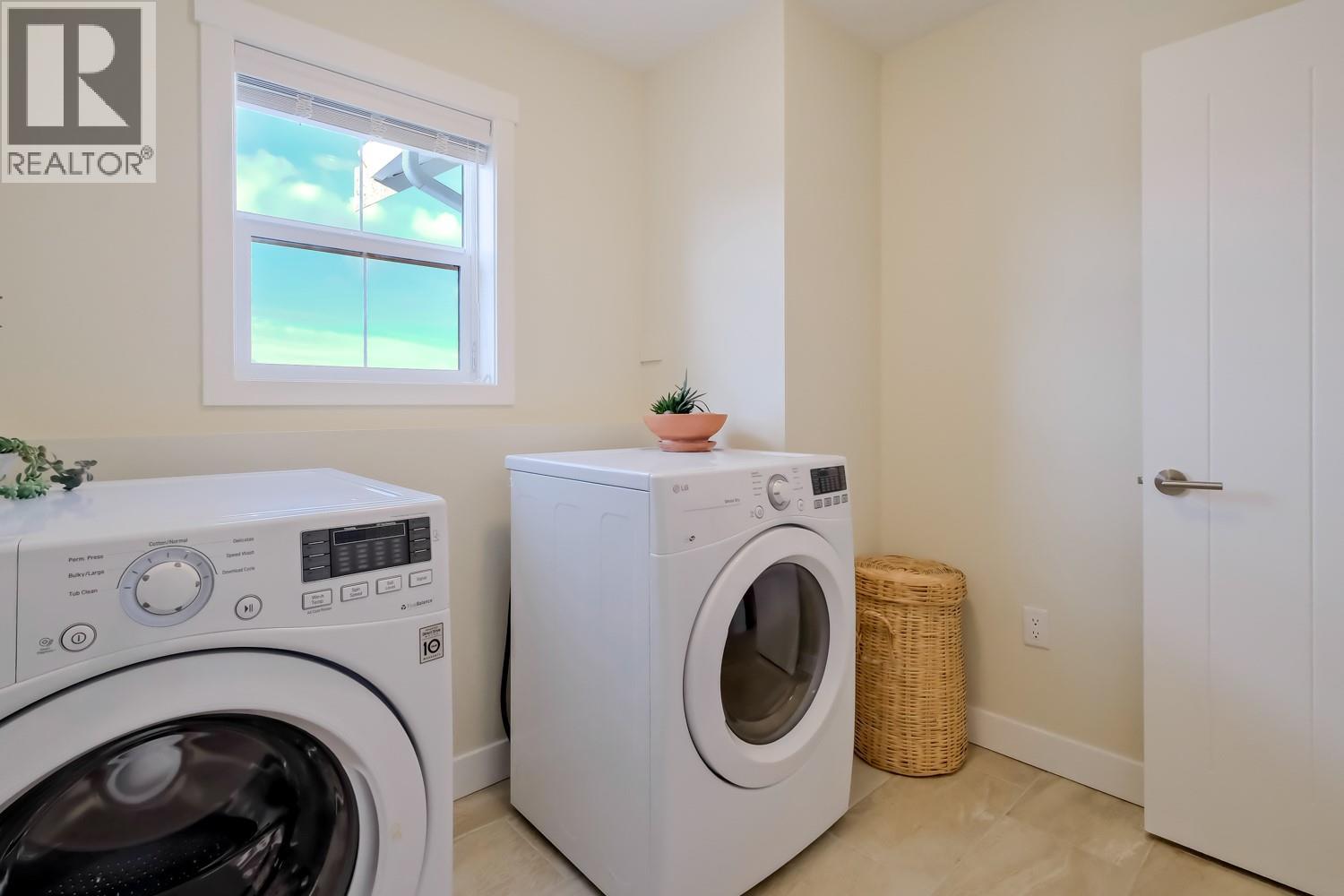 926 Holden Road, Penticton, British Columbia  V2A 9G6 - Photo 30 - 10372517