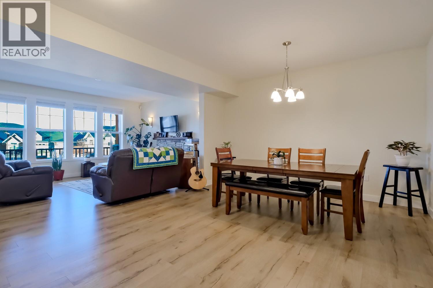 926 Holden Road, Penticton, British Columbia  V2A 9G6 - Photo 7 - 10372517