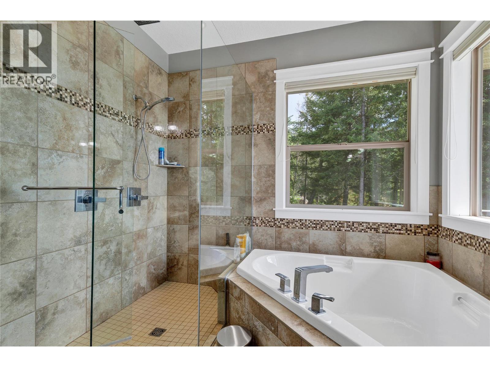 6032 Lynx Drive, Vernon, British Columbia  V1B 3J5 - Photo 26 - 10372524