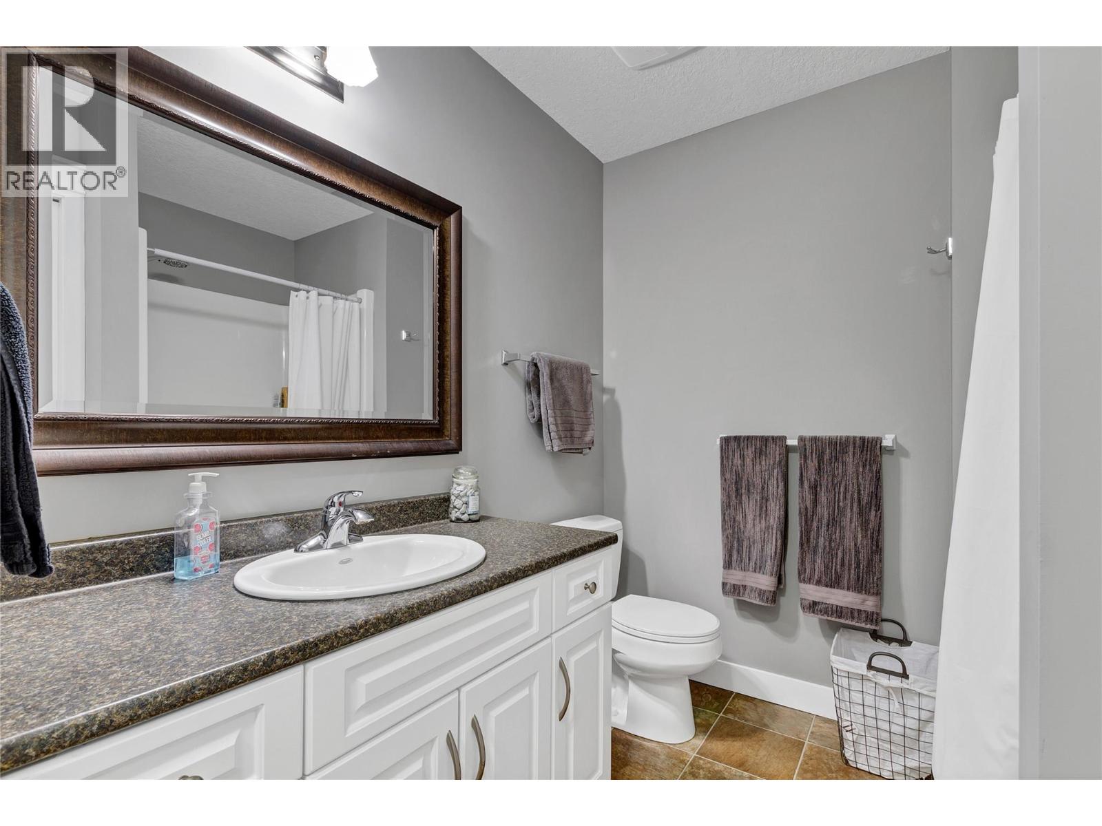6032 Lynx Drive, Vernon, British Columbia  V1B 3J5 - Photo 36 - 10372524