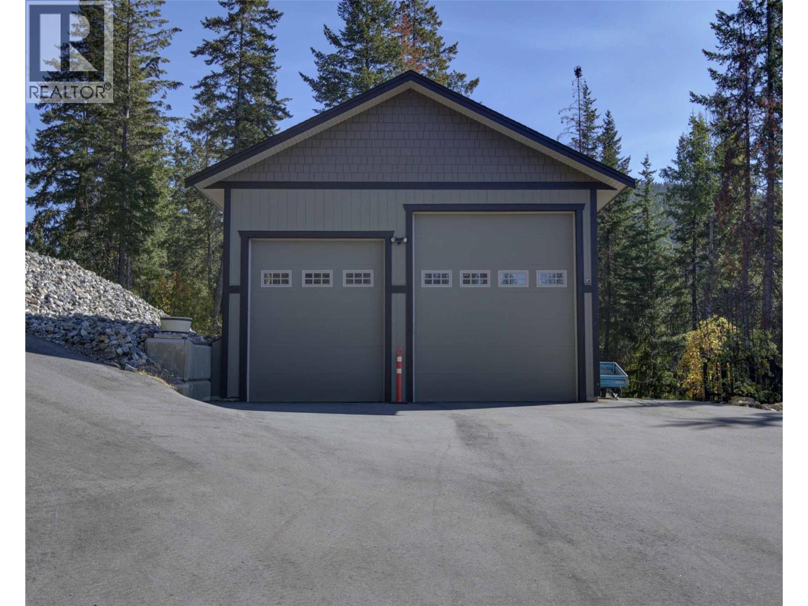 6032 Lynx Drive, Vernon, British Columbia  V1B 3J5 - Photo 62 - 10372524