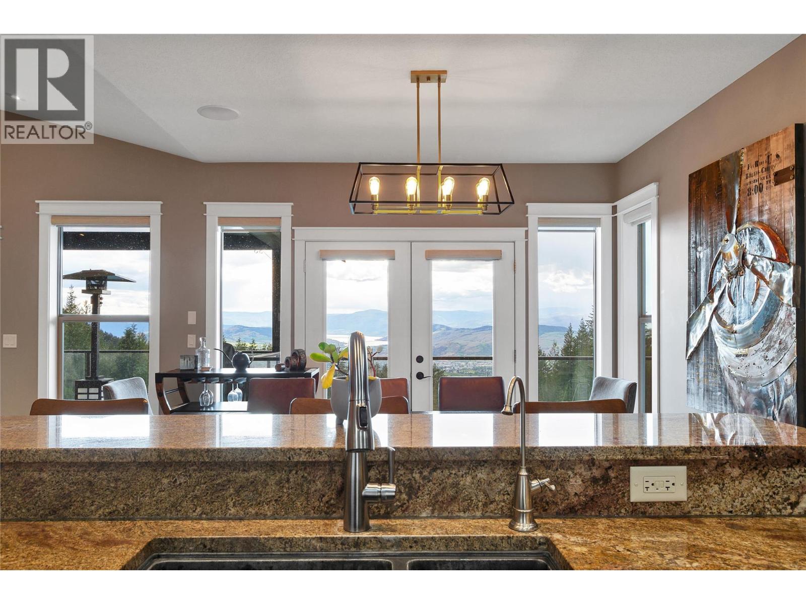6032 Lynx Drive, Vernon, British Columbia  V1B 3J5 - Photo 7 - 10372524