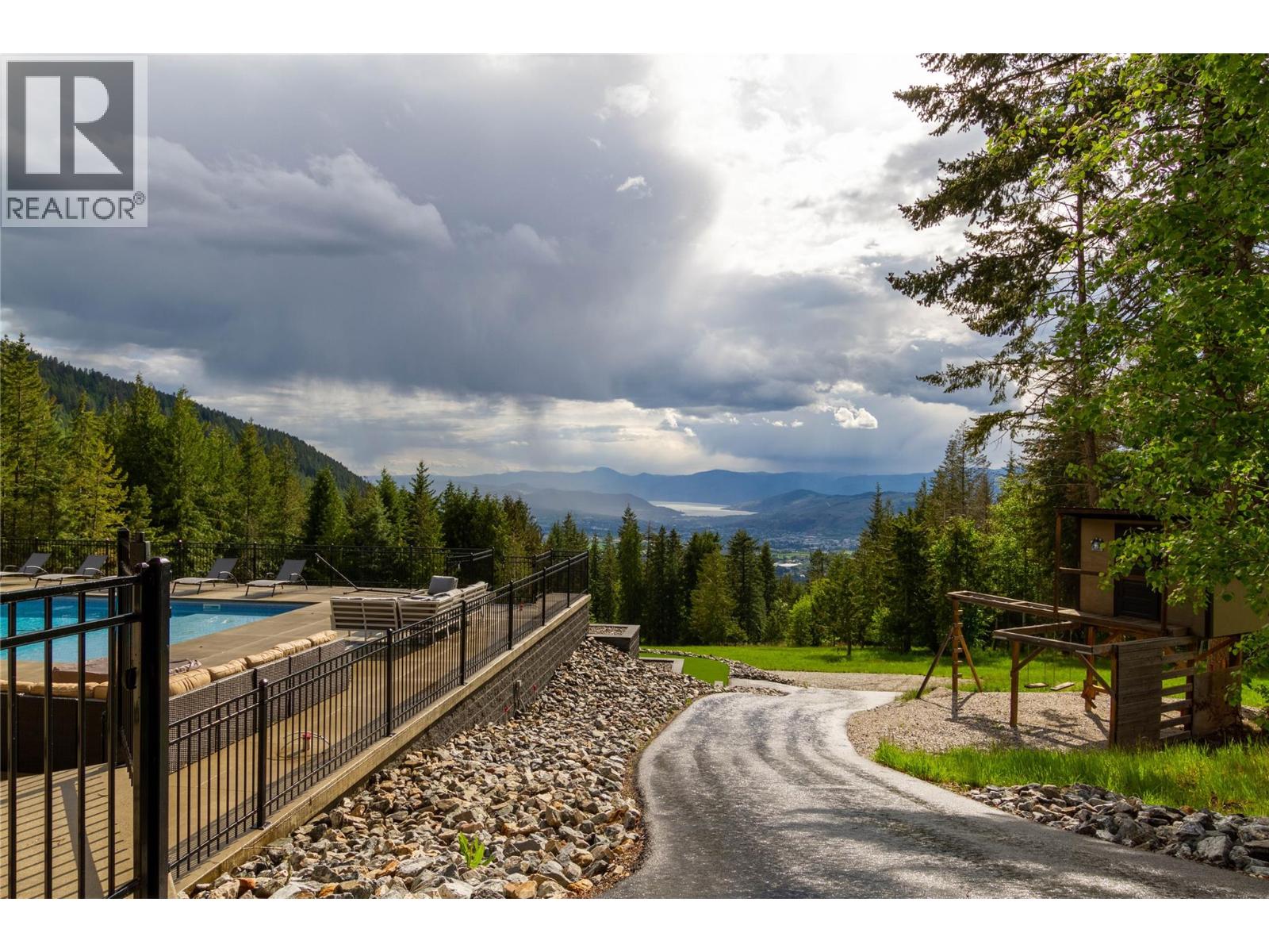 6032 Lynx Drive, Vernon, British Columbia  V1B 3J5 - Photo 79 - 10372524