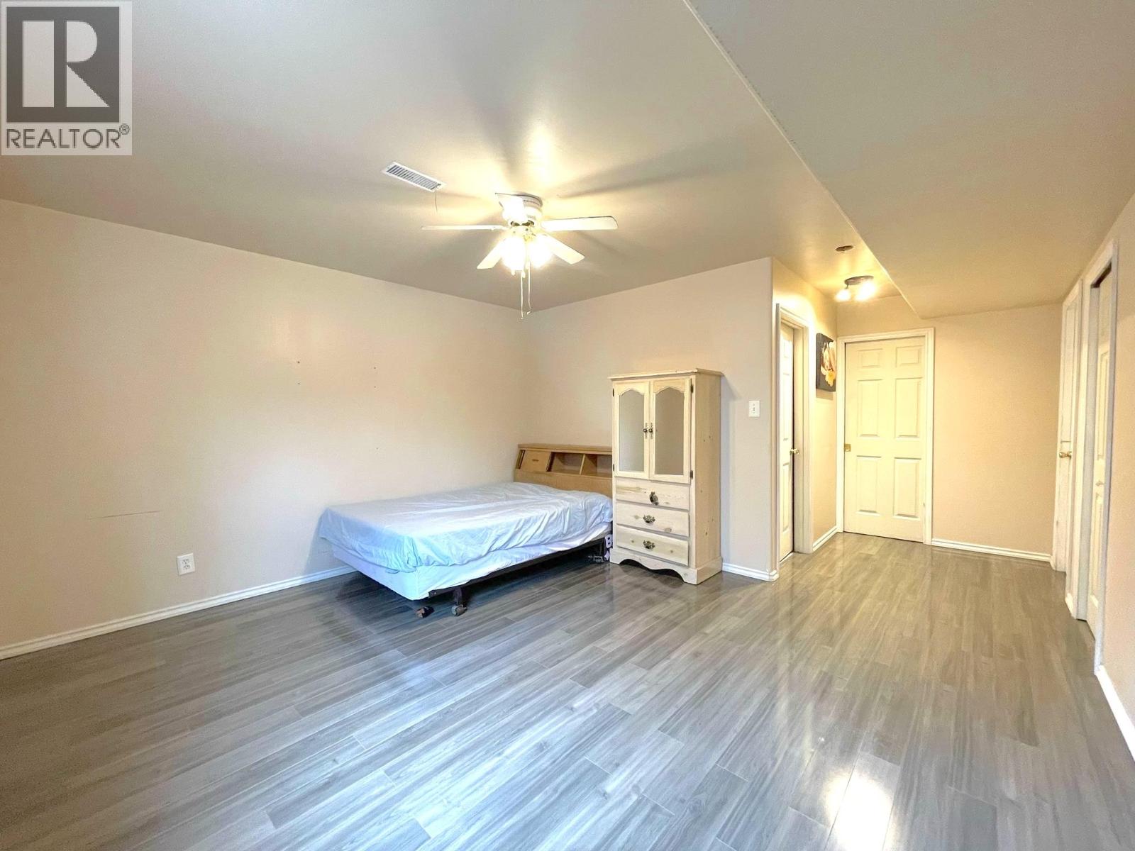 3703 9th Avenue, Castlegar, British Columbia  V1N 3T3 - Photo 14 - 10372538