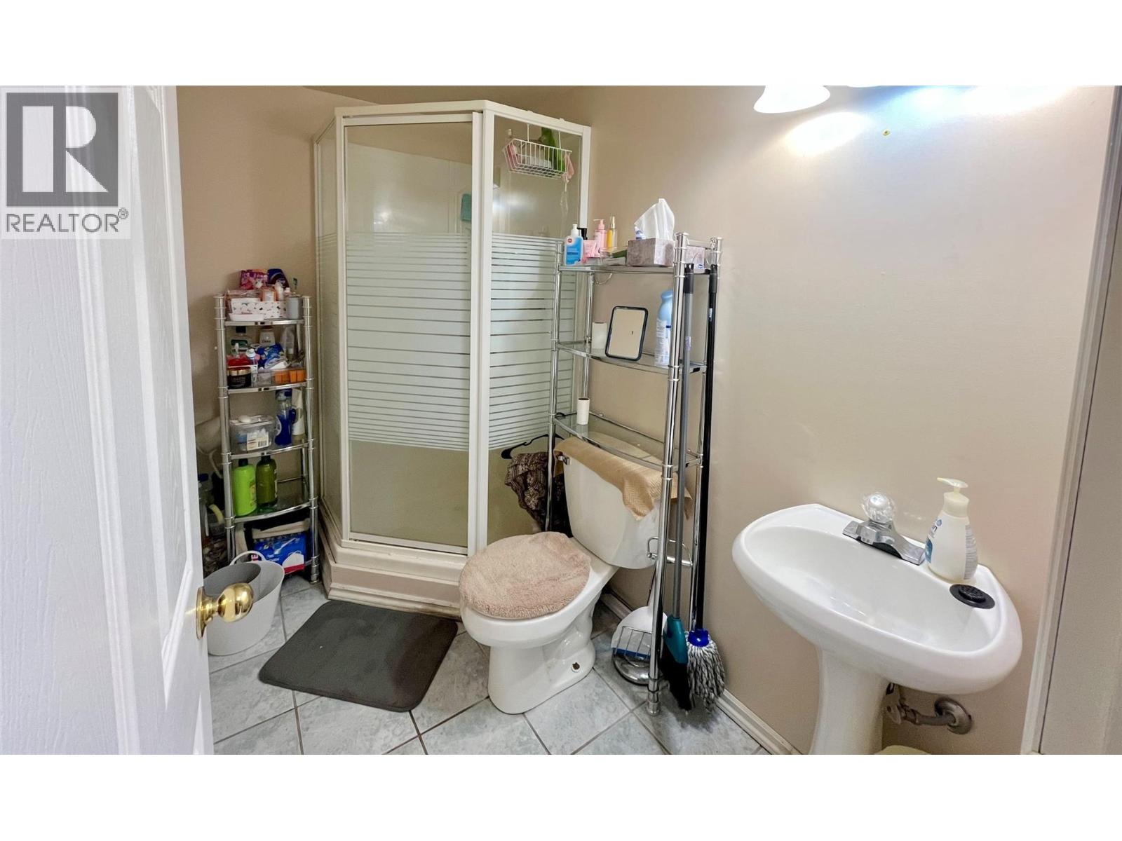 3703 9th Avenue, Castlegar, British Columbia  V1N 3T3 - Photo 16 - 10372538