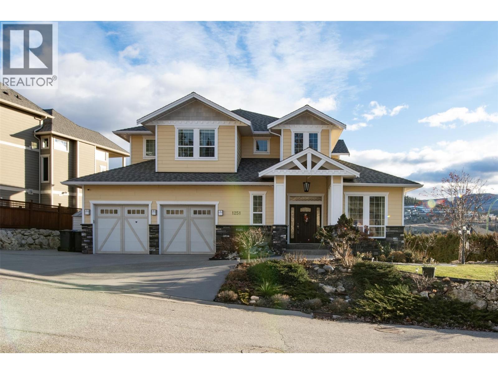 1251 Wilmot Avenue, Kelowna, British Columbia  V1P 1M1 - Photo 1 - 10372386