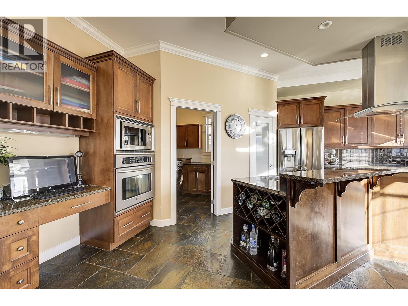 1251 Wilmot Avenue, Kelowna, British Columbia  V1P 1M1 - Photo 9 - 10372386