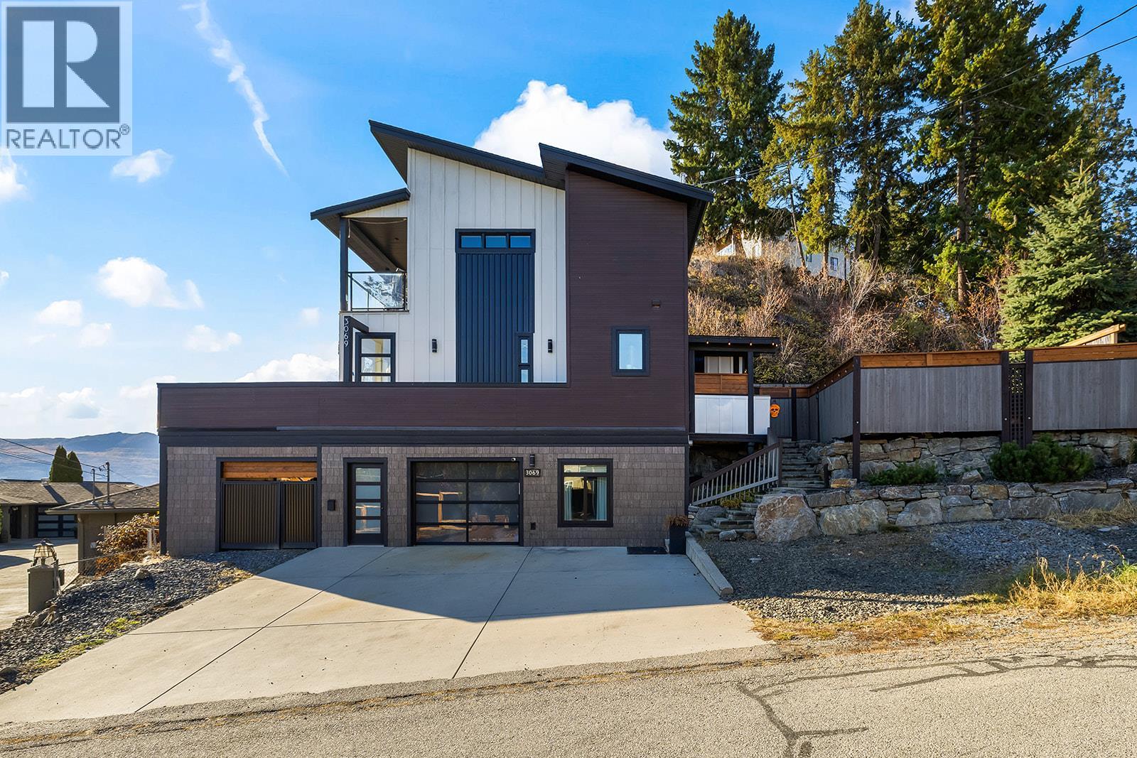 3069 Ourtoland Road, West Kelowna, British Columbia  V1Z 2J3 - Photo 2 - 10372534