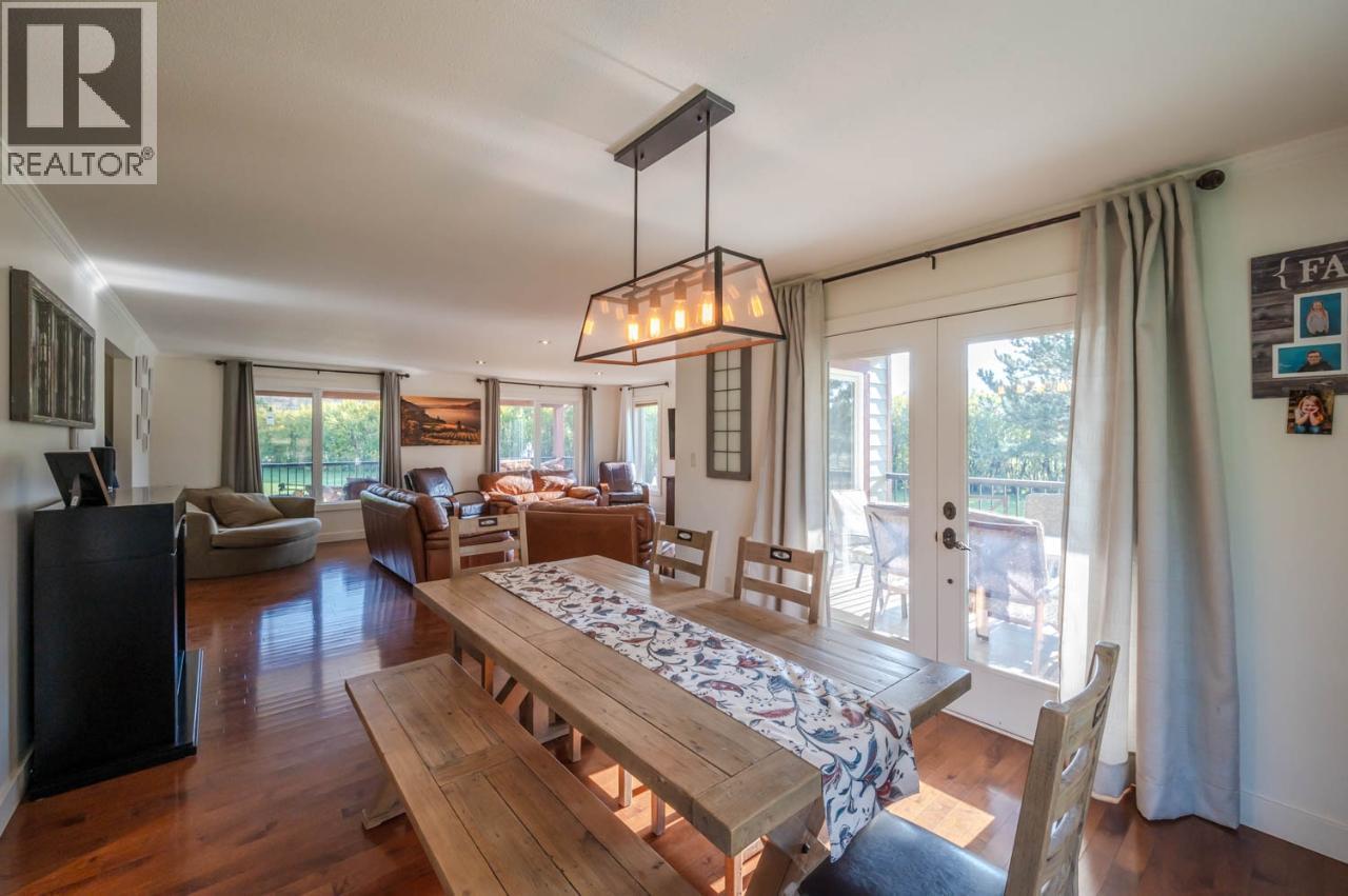 300 Jones Way Road, Oliver, British Columbia  V0H 1T5 - Photo 15 - 10372498