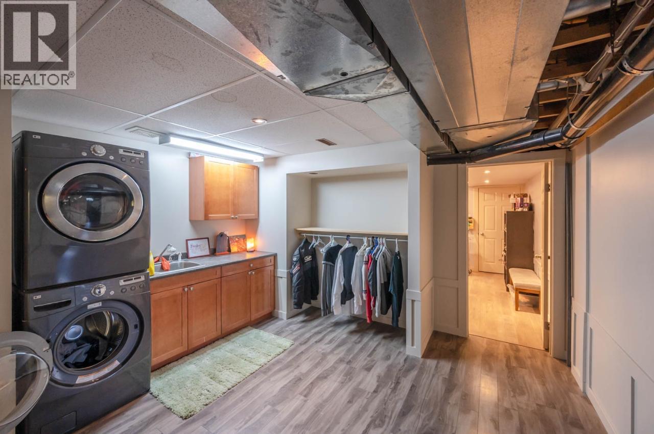 300 Jones Way Road, Oliver, British Columbia  V0H 1T5 - Photo 35 - 10372498