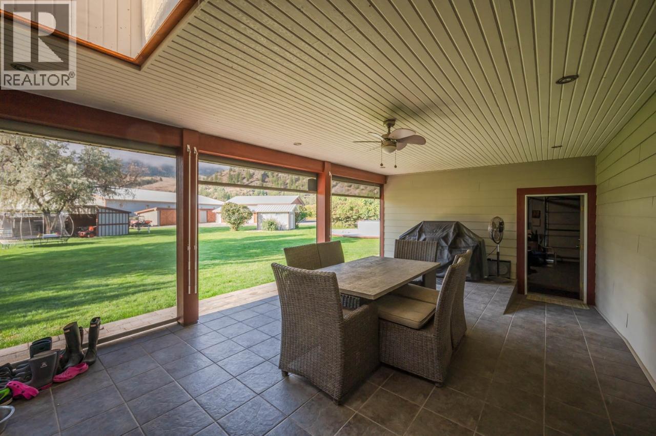 300 Jones Way Road, Oliver, British Columbia  V0H 1T5 - Photo 4 - 10372498