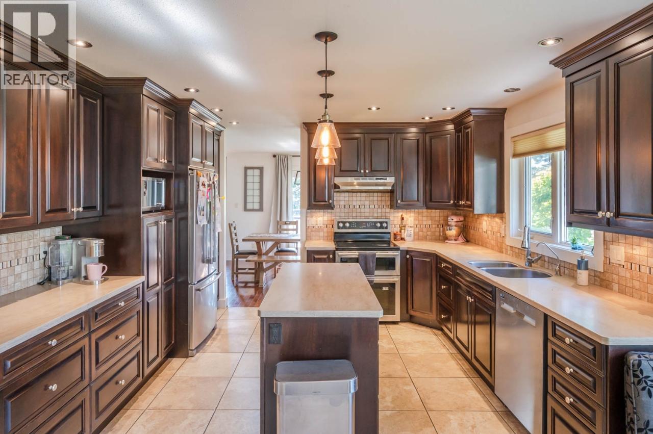 300 Jones Way Road, Oliver, British Columbia  V0H 1T5 - Photo 6 - 10372498