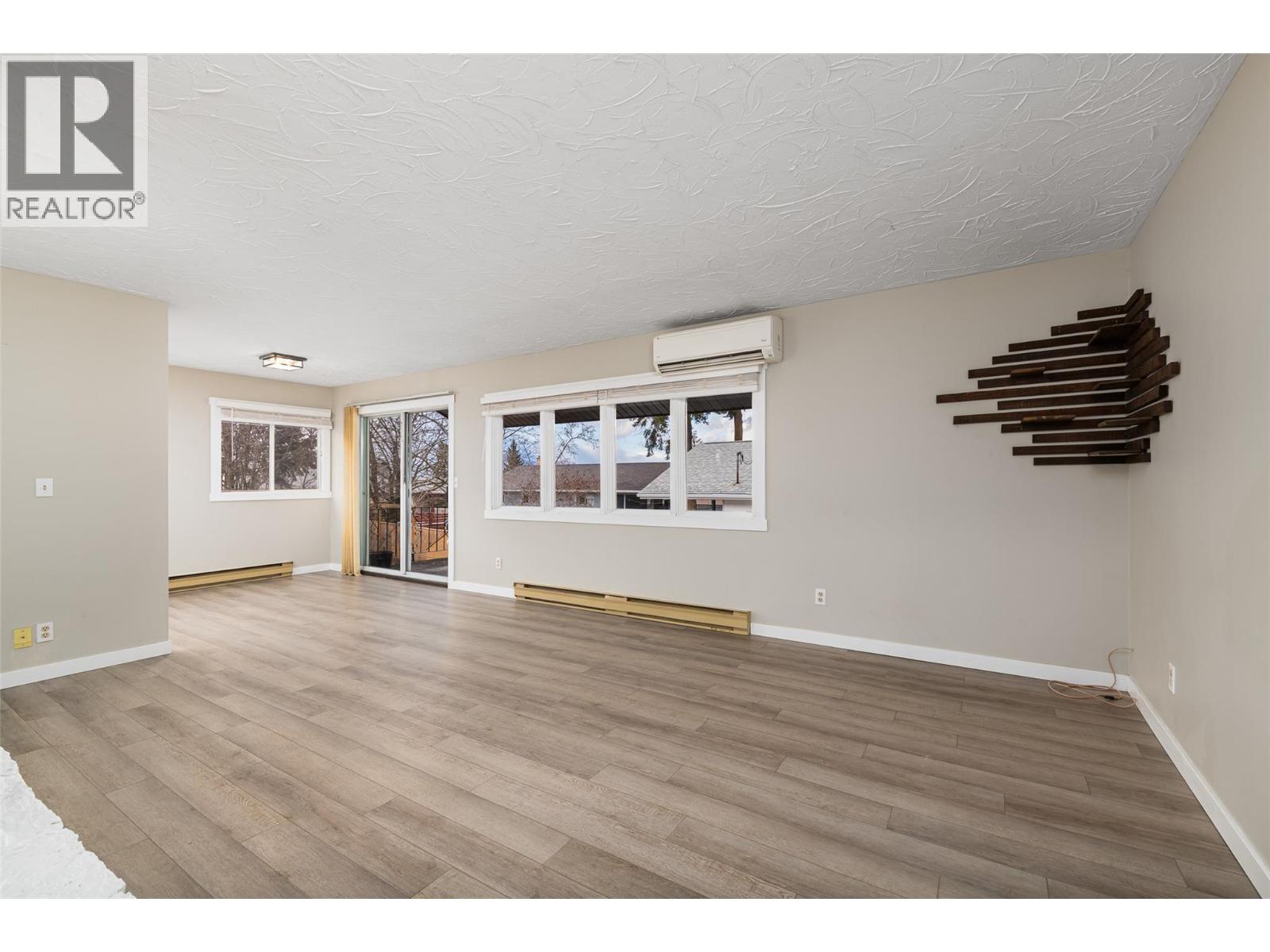 703 11th Avenue N, Creston, British Columbia  V0B 1G4 - Photo 11 - 10372190