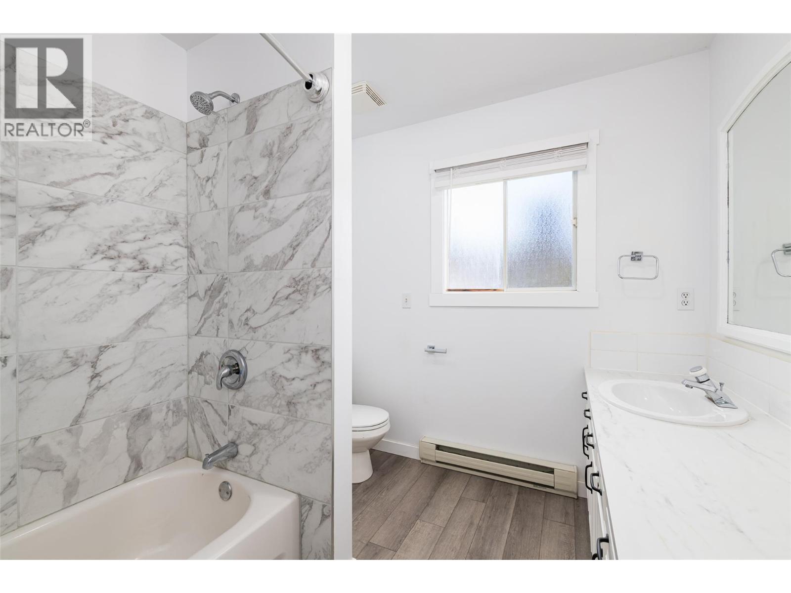 703 11th Avenue N, Creston, British Columbia  V0B 1G4 - Photo 18 - 10372190