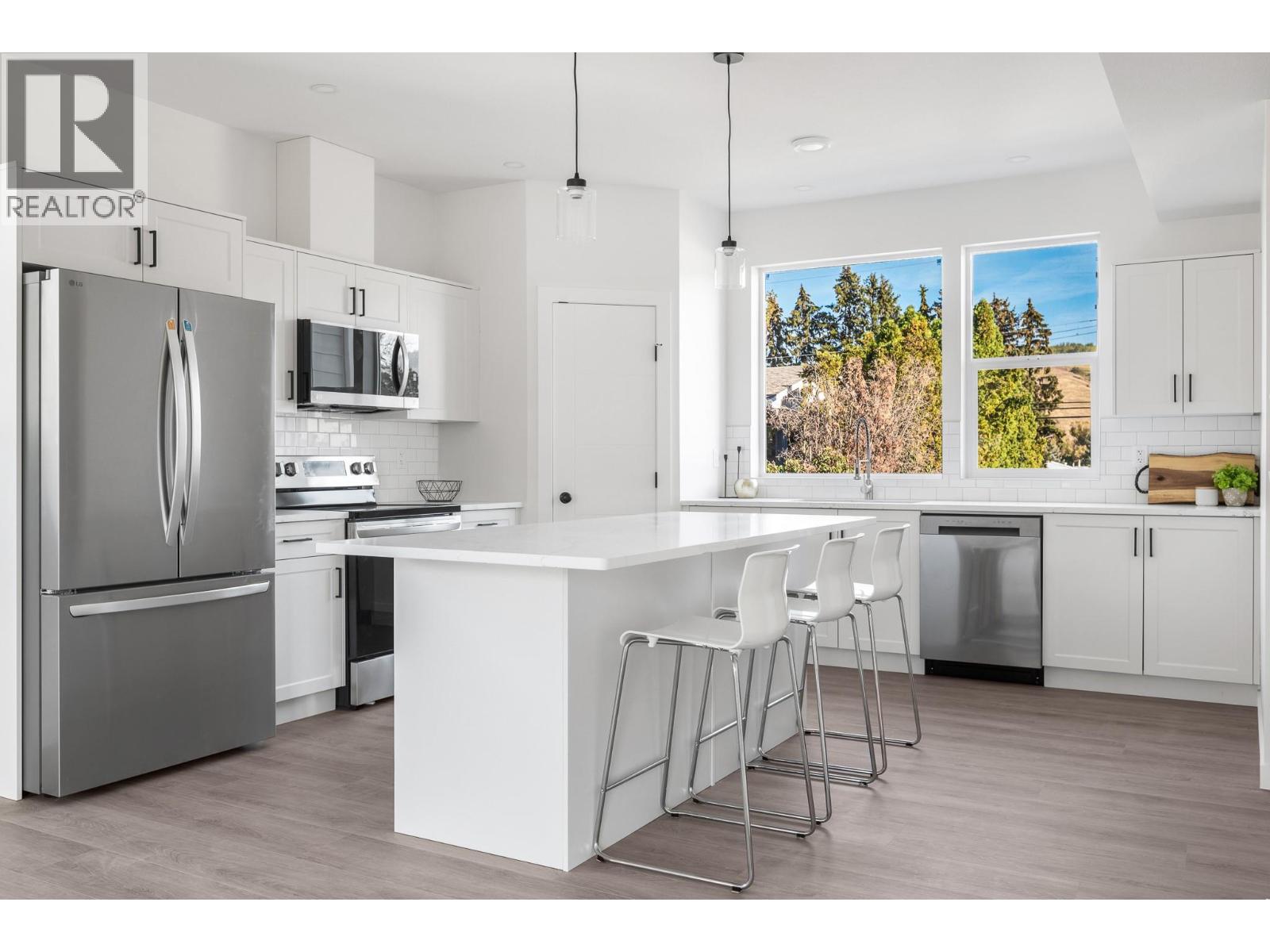 5661 Okanagan Landing Road Unit# 7 Lot# Sl3, Vernon, British Columbia  V1T 7A6 - Photo 3 - 10372349