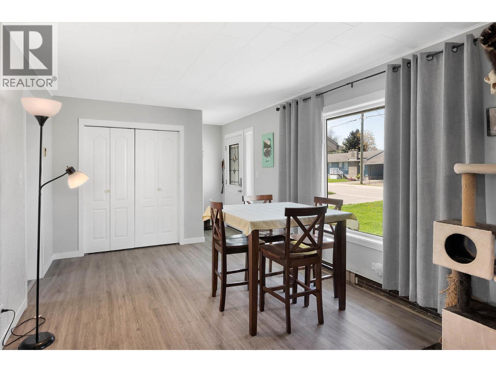327 Pine Street, Chase, British Columbia  V0E 1M0 - Photo 18 - 10372491