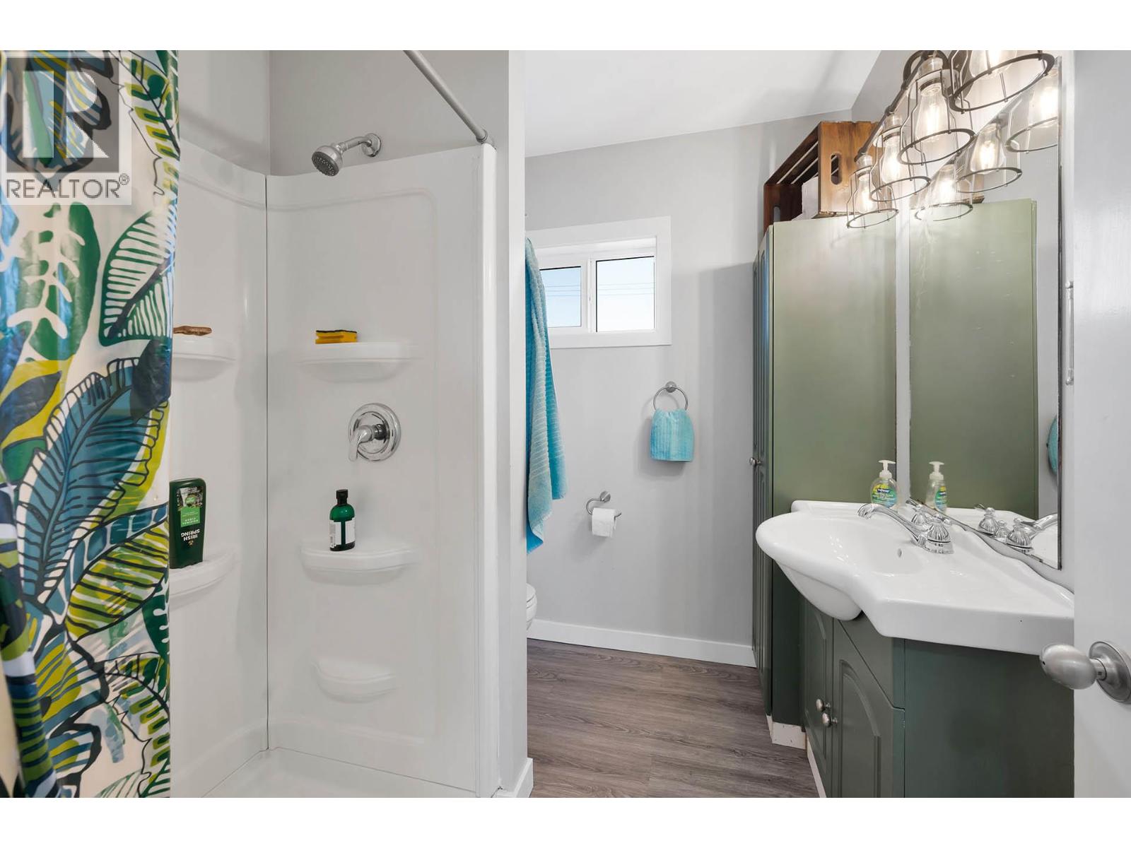 327 Pine Street, Chase, British Columbia  V0E 1M0 - Photo 31 - 10372491