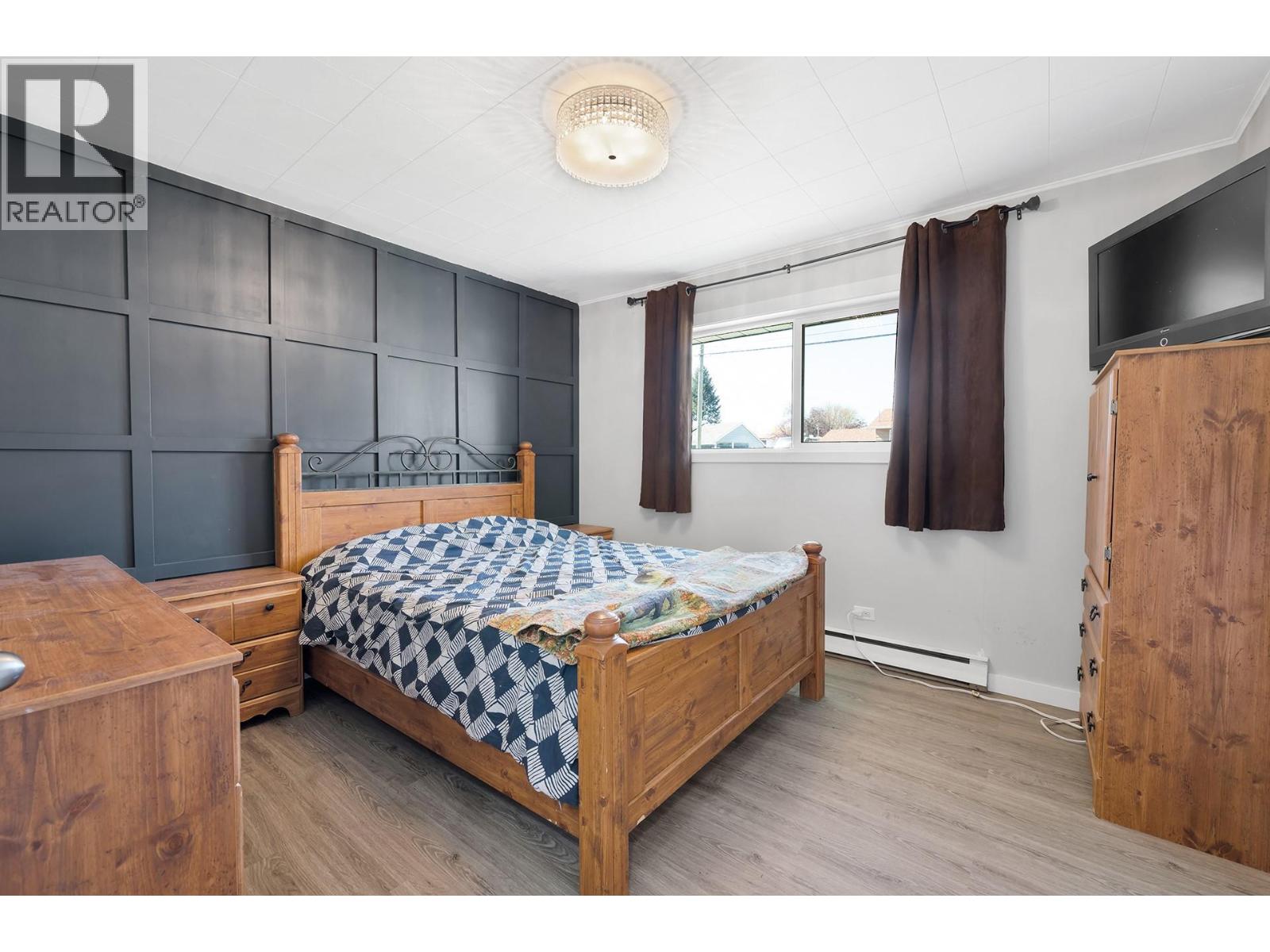 327 Pine Street, Chase, British Columbia  V0E 1M0 - Photo 34 - 10372491