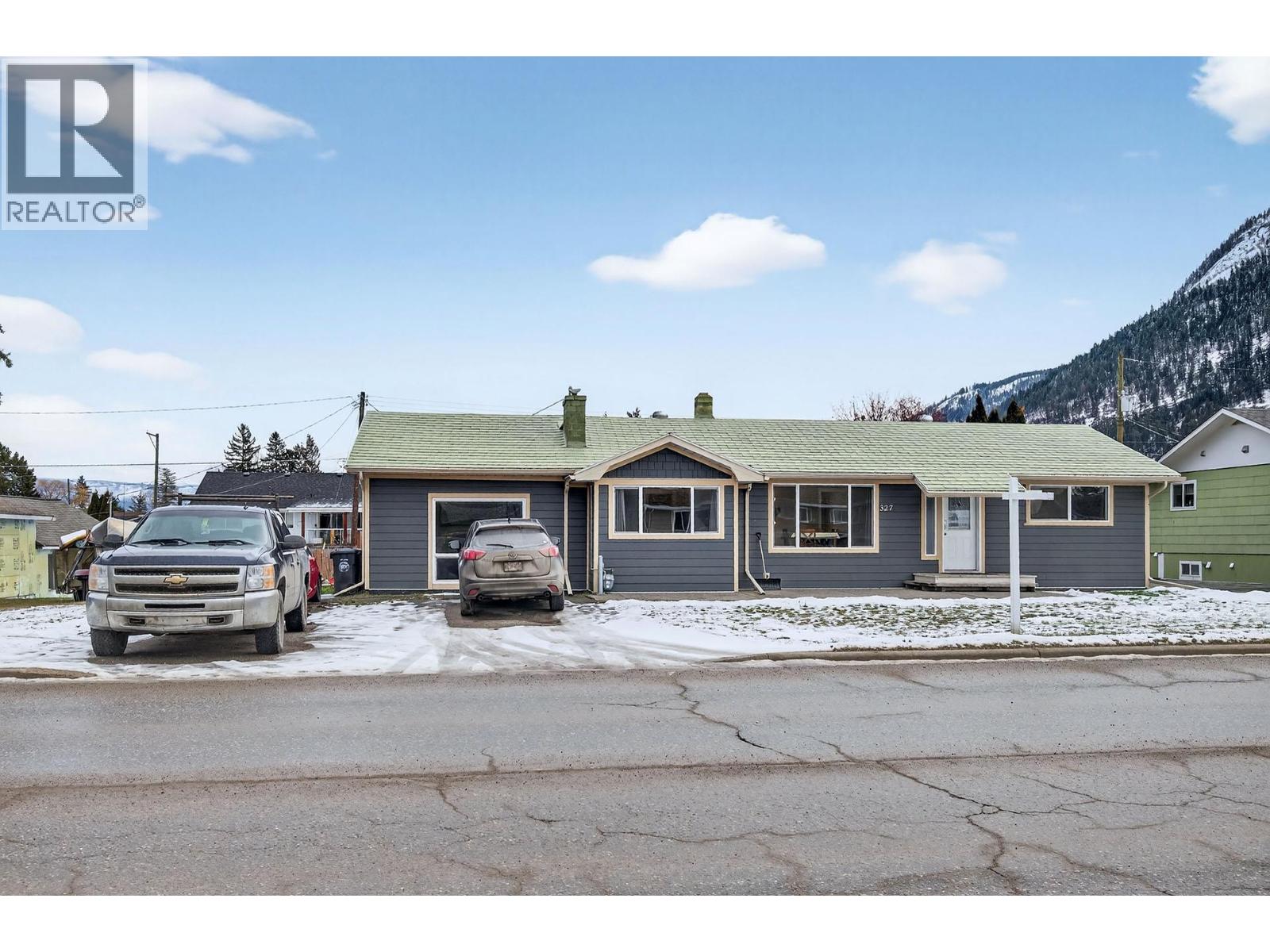 327 Pine Street, Chase, British Columbia  V0E 1M0 - Photo 64 - 10372491