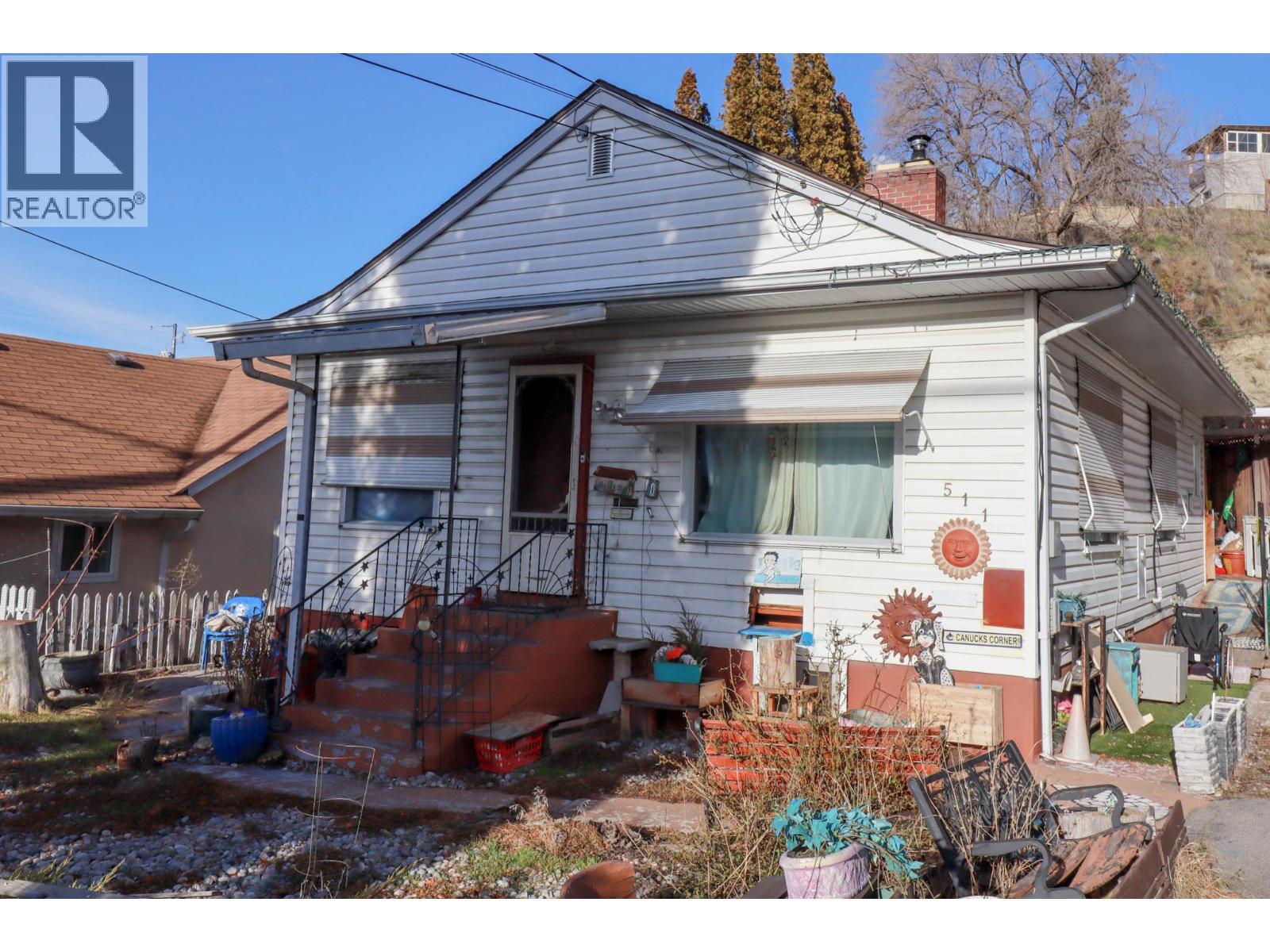 511 Wade Avenue E, Penticton, British Columbia  V2A 1T2 - Photo 1 - 10372345