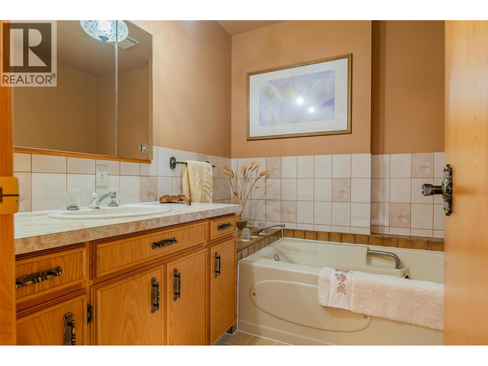 25 Wilson Road, Christina Lake, British Columbia  V0H 1E0 - Photo 19 - 10372571