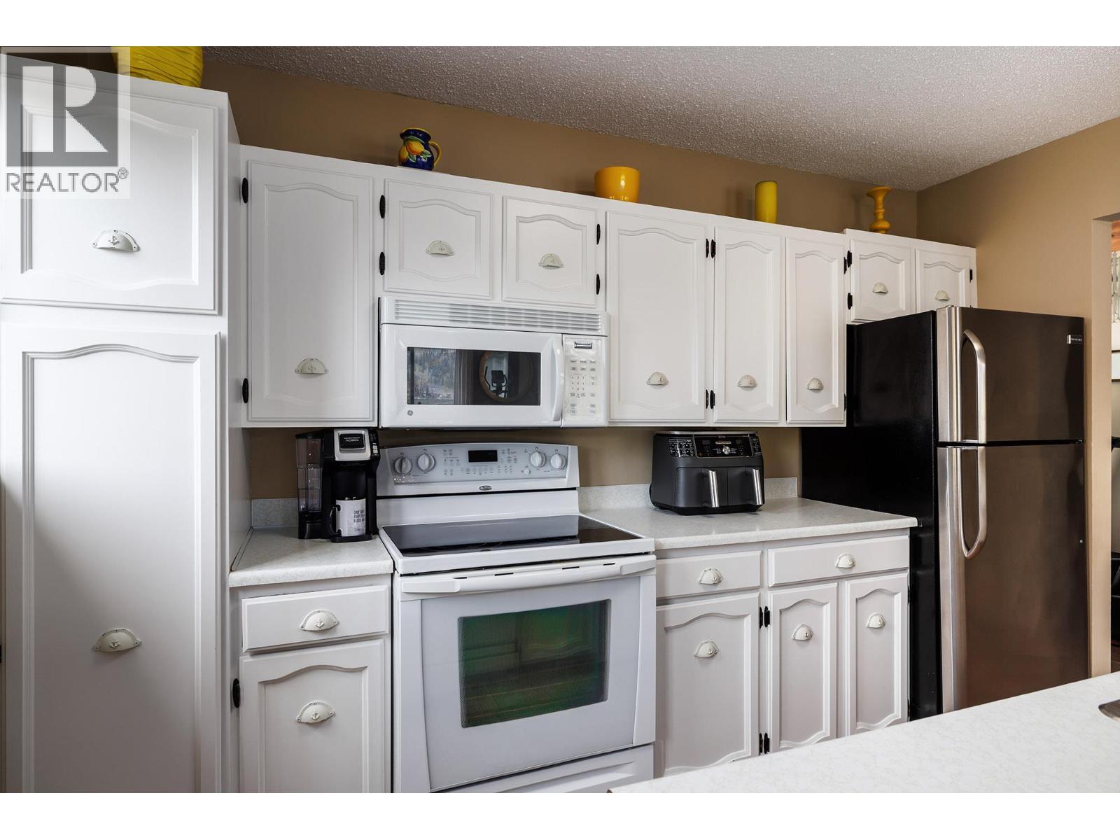 8291 Okanagan Landing Road, Vernon, British Columbia  V1H 1J5 - Photo 10 - 10372593