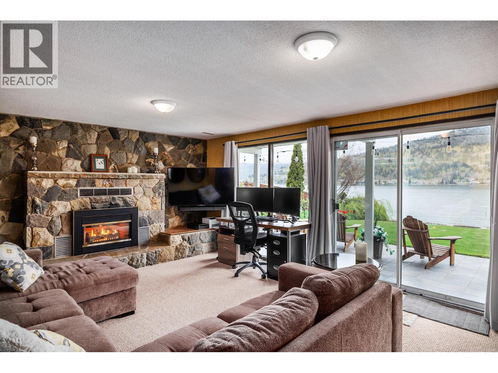 8291 Okanagan Landing Road, Vernon, British Columbia  V1H 1J5 - Photo 16 - 10372593