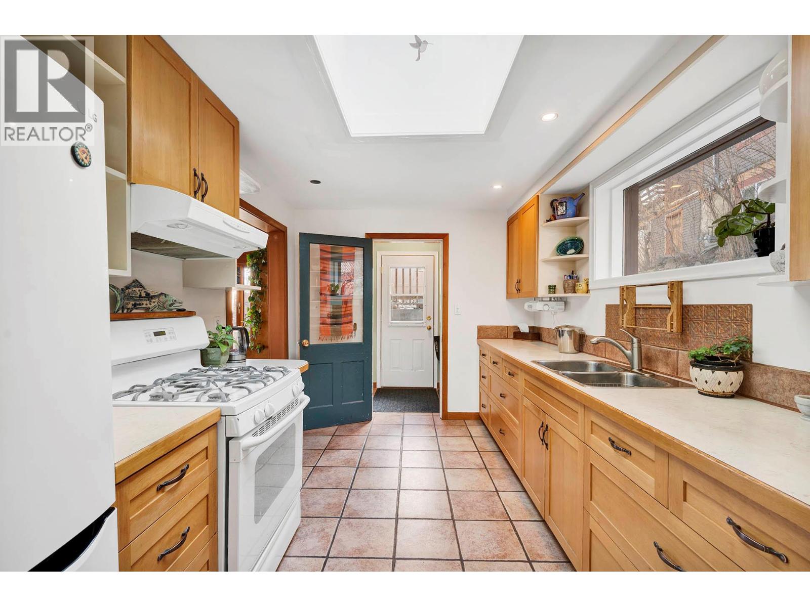 173 St. Paul Street, Kamloops, British Columbia  V2C 2J1 - Photo 5 - 10372583