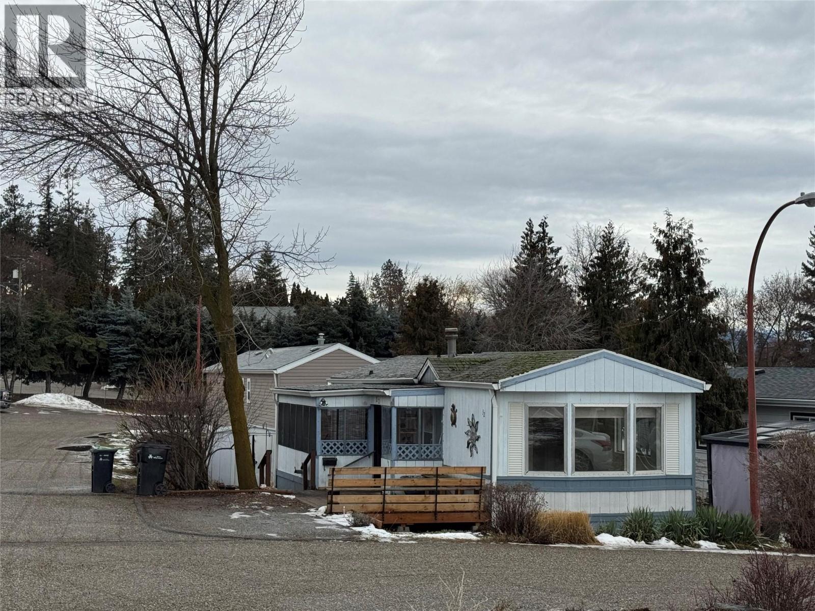 1600 43 Avenue Unit# 32, Vernon, British Columbia  V1T 9G6 - Photo 1 - 10364709