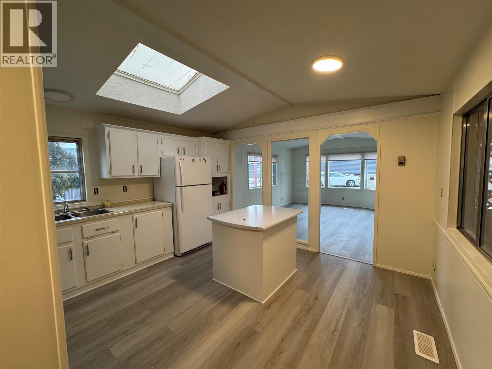 1600 43 Avenue Unit# 32, Vernon, British Columbia  V1T 9G6 - Photo 11 - 10364709