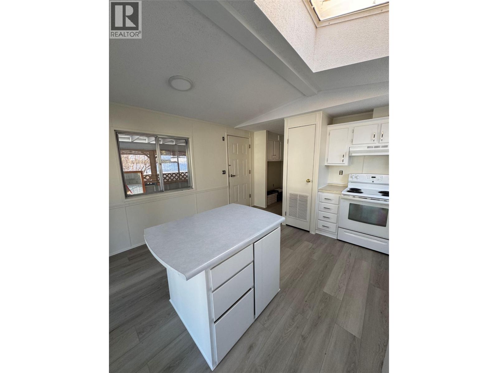 1600 43 Avenue Unit# 32, Vernon, British Columbia  V1T 9G6 - Photo 13 - 10364709