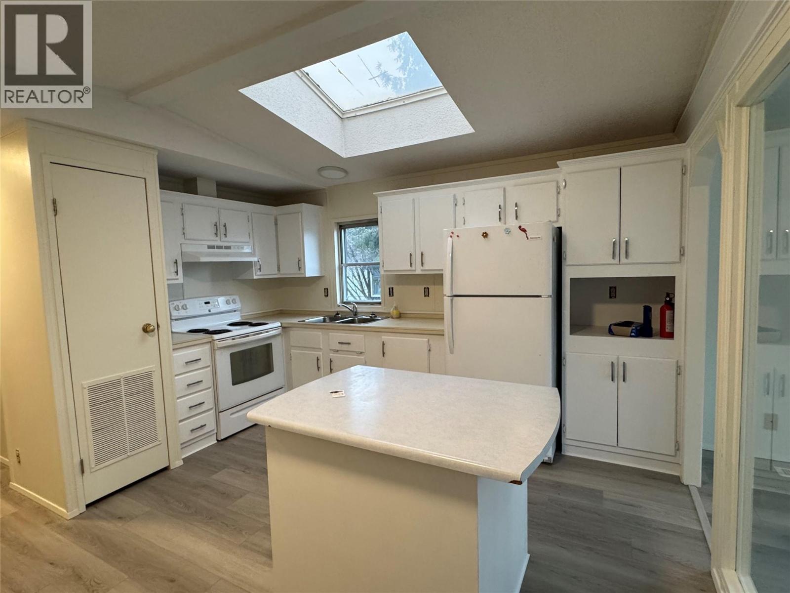 1600 43 Avenue Unit# 32, Vernon, British Columbia  V1T 9G6 - Photo 14 - 10364709